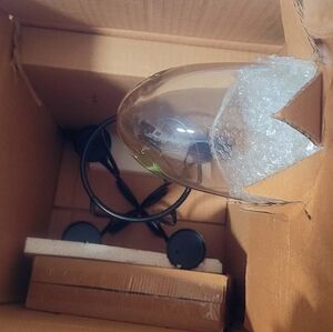 Metal 8 candlle centerpiece